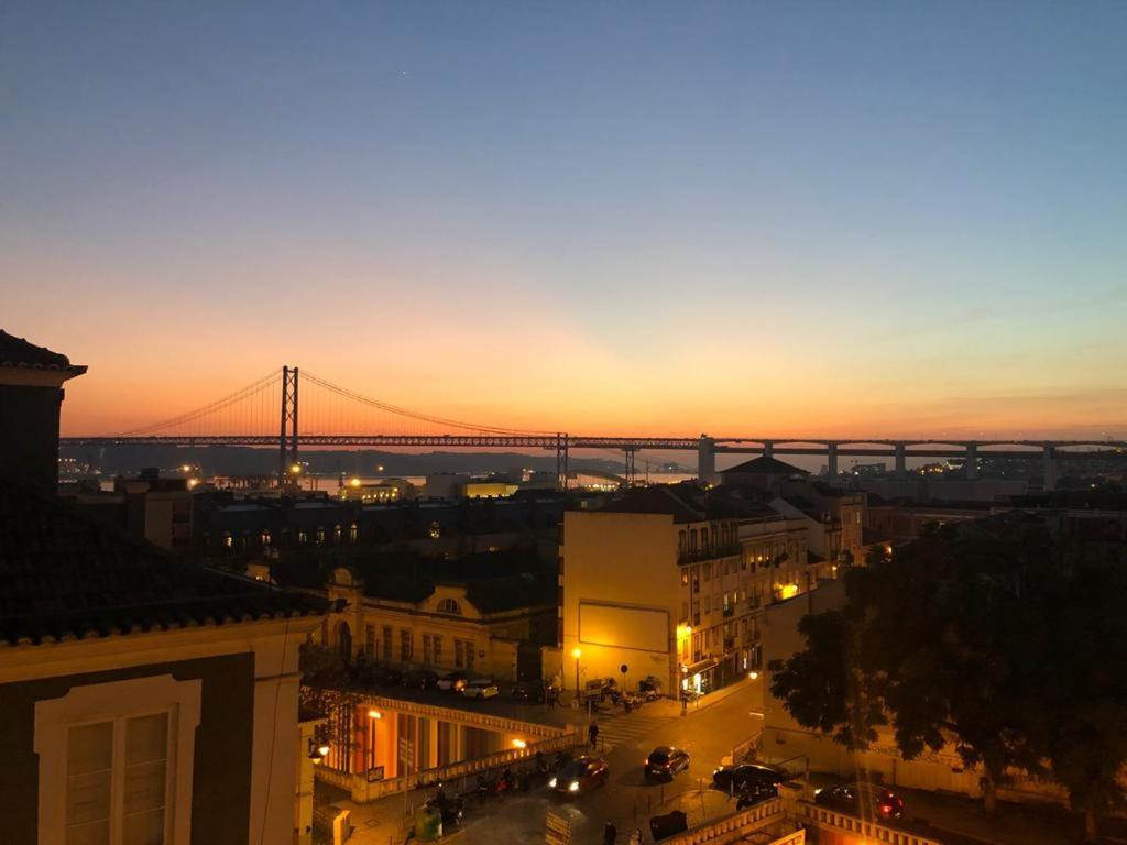 Magnificent Lisbon Apartment By Lovelystay Экстерьер фото